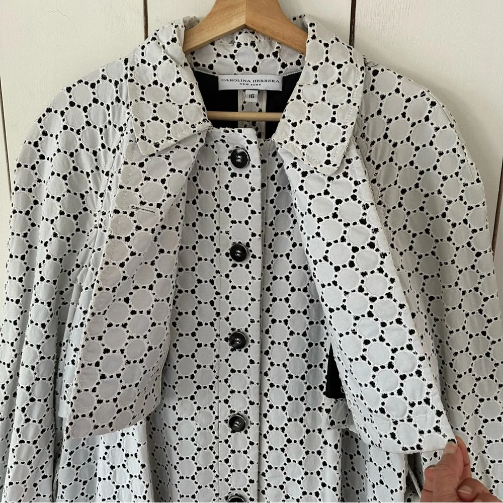 Carolina Herrera Vintage Spring Trench Coat Sz 16 White & Black Italy - Picture 7 of 14
